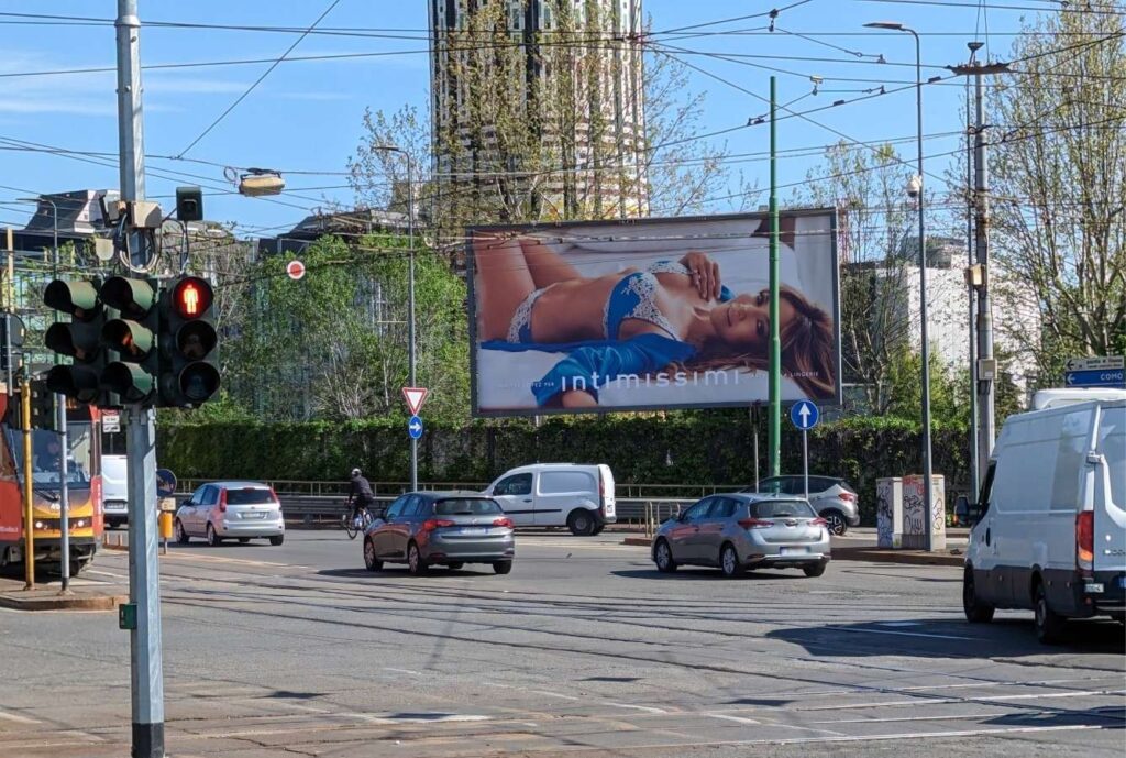 FerrariFarini-mt10x5